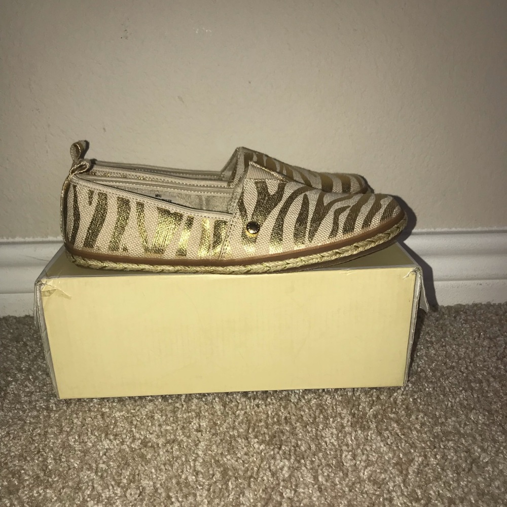 MICHAEL Michael Kors MEG Slippers Sz 4